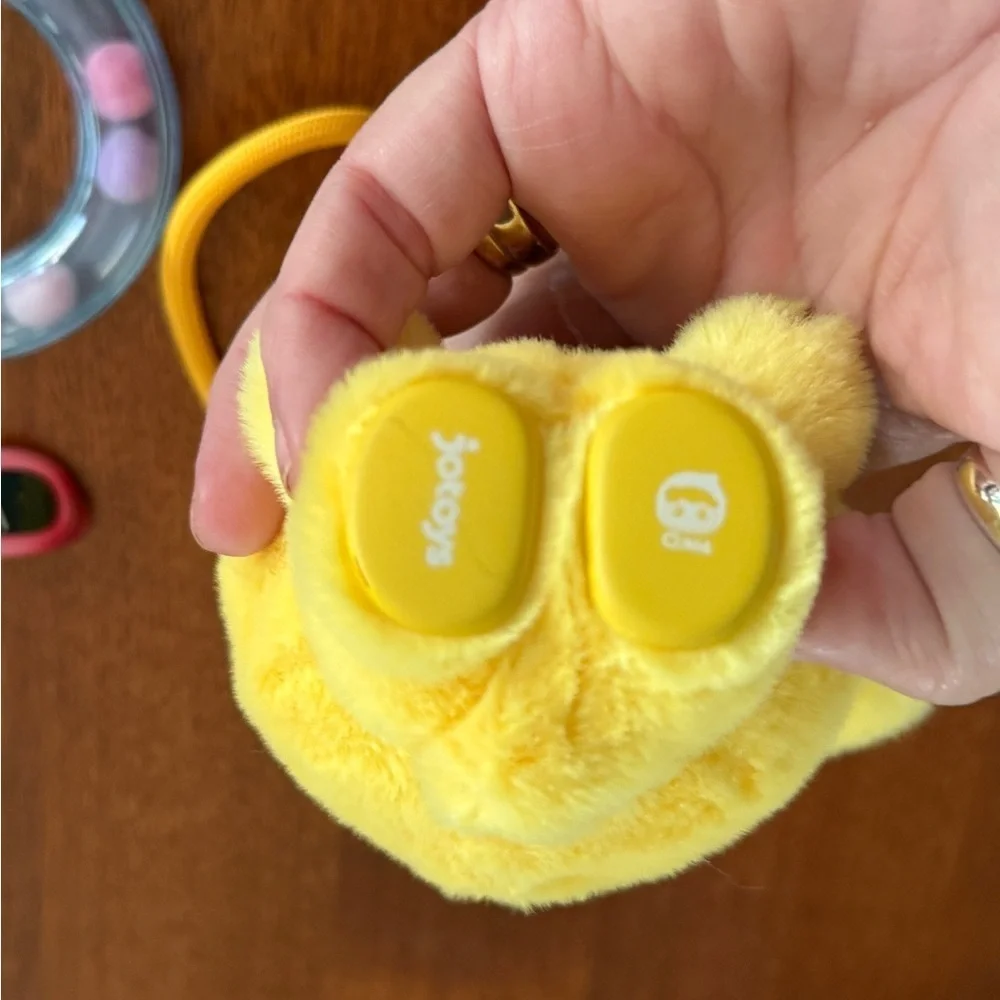 Jotoys Q.Kid Emotional Hairy Monsters Series Plush Bag Clip / charm 